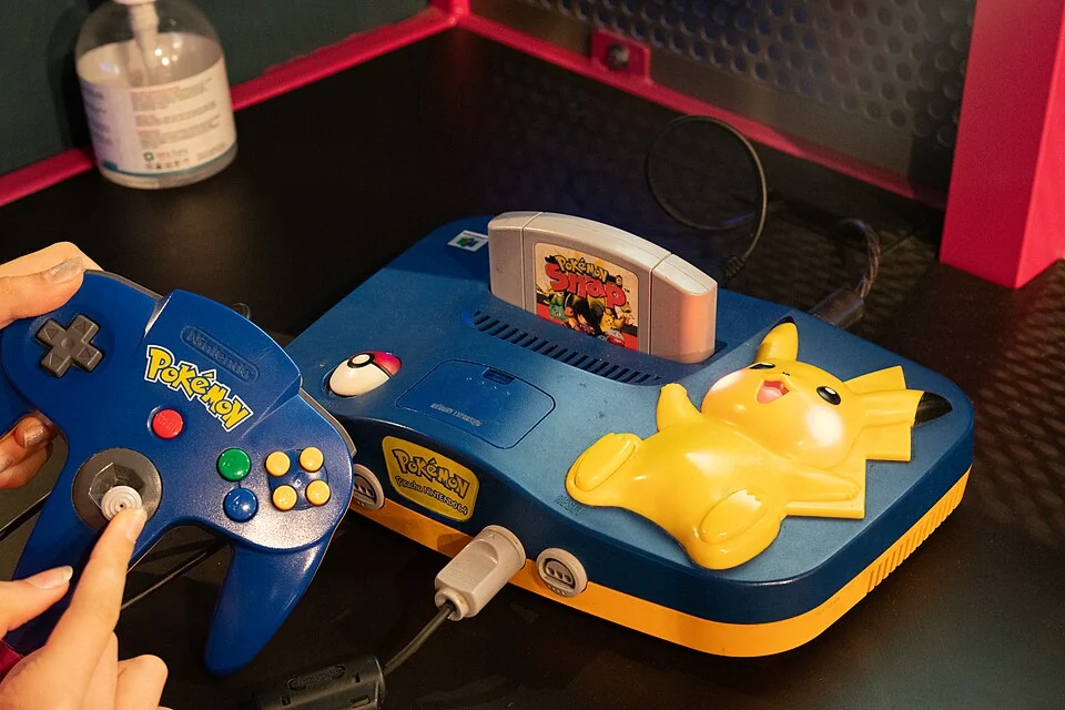 Pikachu Nintendo 64 in the Science Museum 2025-08-14.jpg